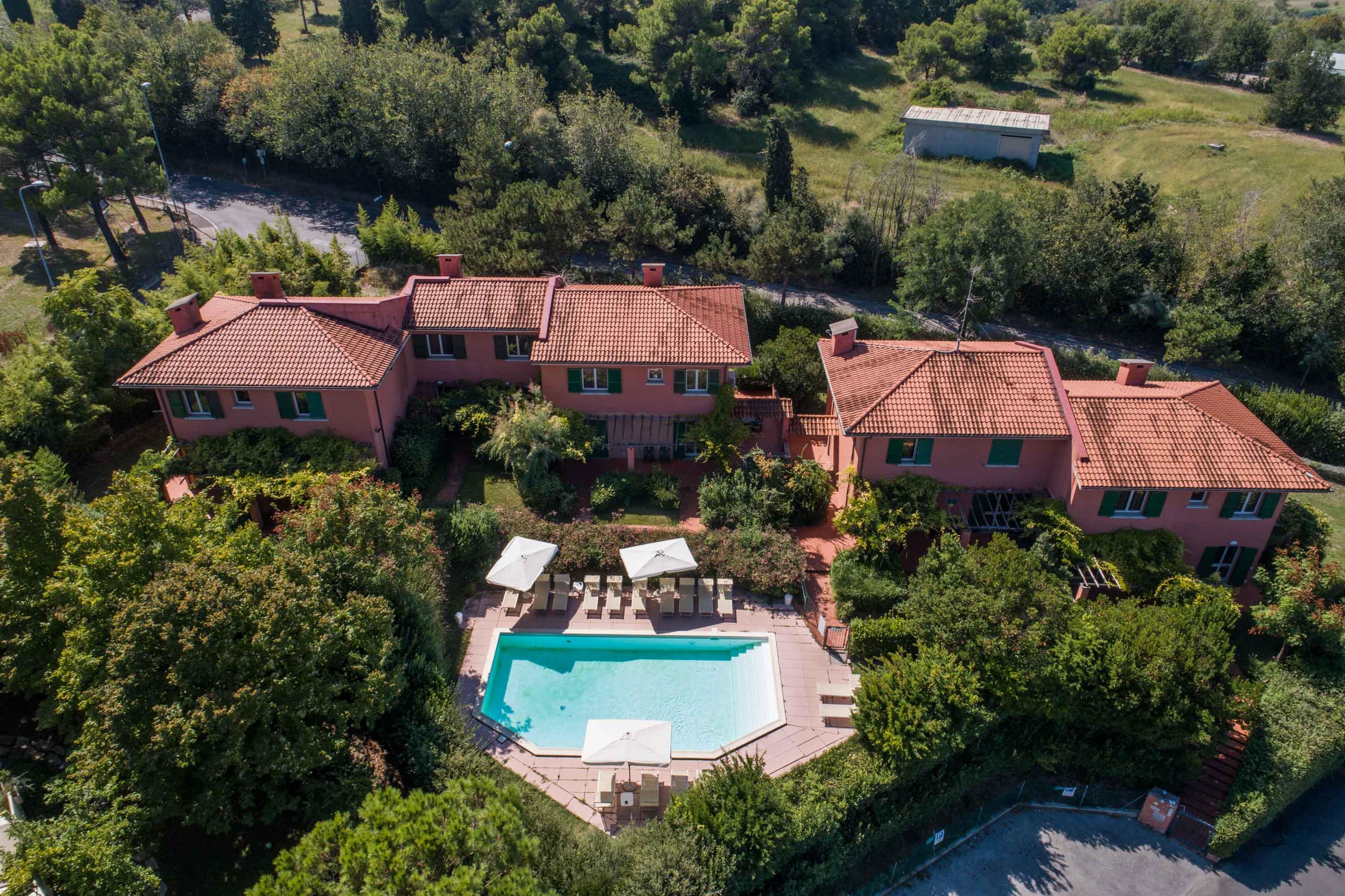 Residenze Al Colle Dei Pini Aparthotel Riccione Kültér fotó